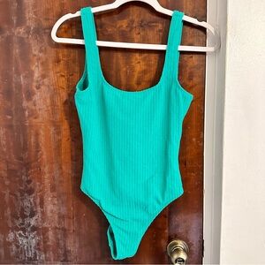 Ribbed terry cloth one piece swimwear.